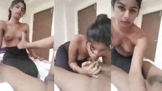 Masalaseen college girl sucking her lover’s dick